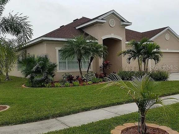 Photo of 443 YORK DALE DRIVE RUSKIN FL 33570
