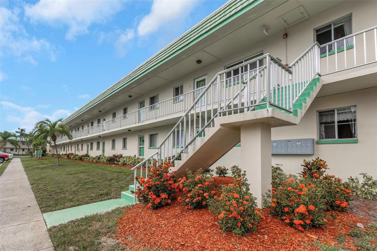 Photo of 2001 GREENBRIAR BOULEVARD #17 CLEARWATER FL 33763