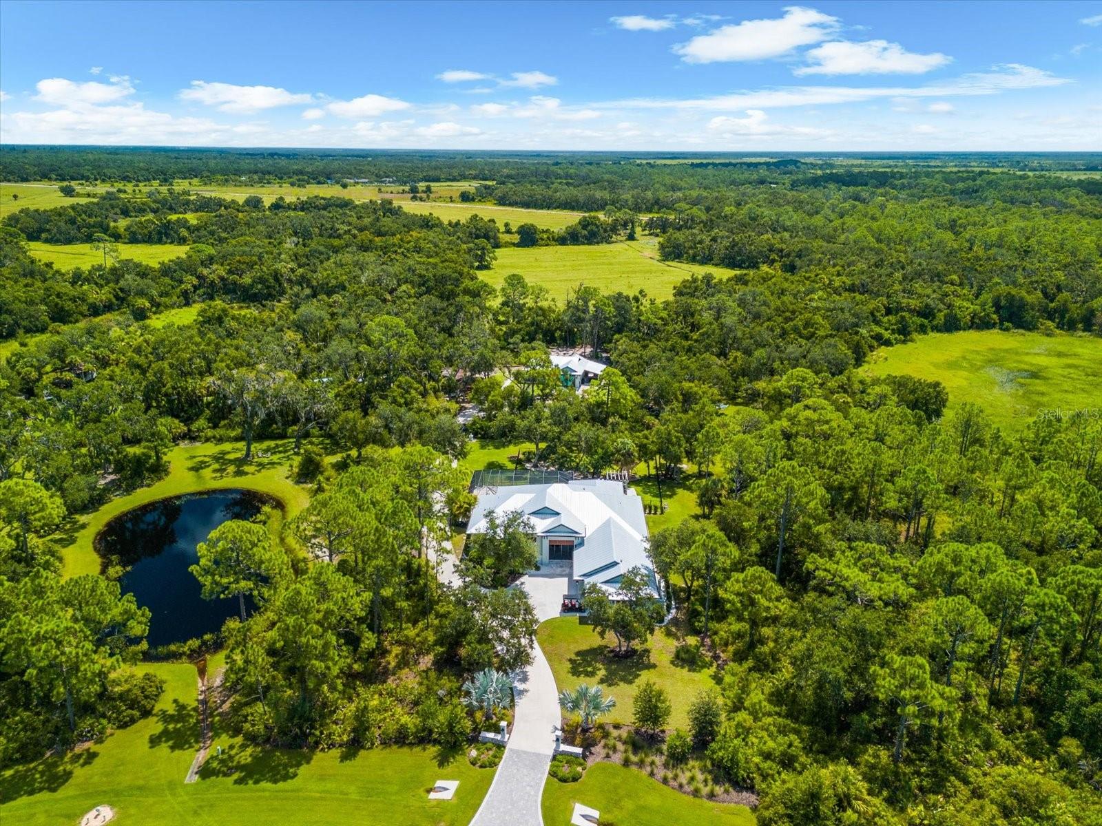 Photo of 10808 LEAFWING DRIVE SARASOTA FL 34241