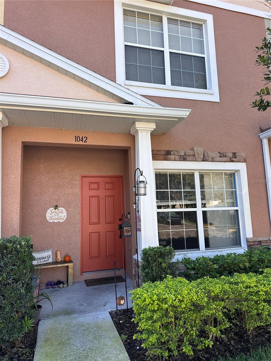 Photo of 1042 N SLEEPY OAK DRIVE WESLEY CHAPEL FL 33543