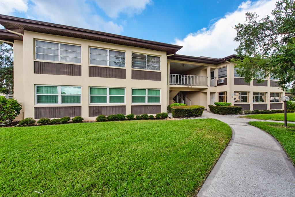 Photo of 4826 MARINE PARKWAY #204 NEW PORT RICHEY FL 34652