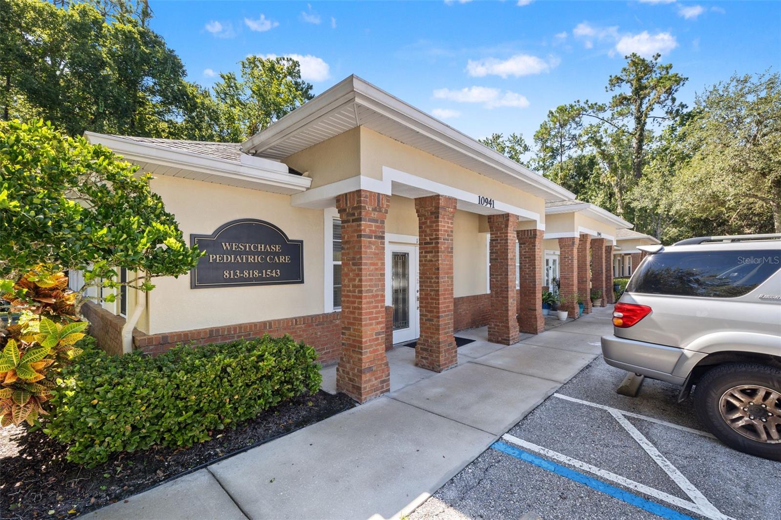 Photo of 10941 COUNTRYWAY BOULEVARD TAMPA FL 33626