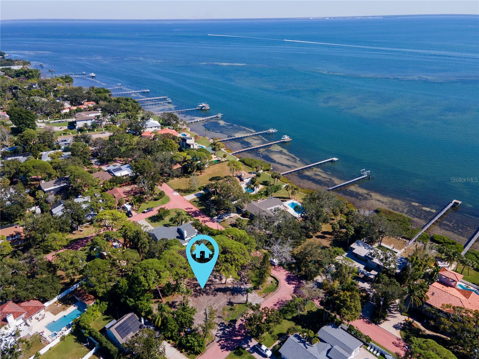 Photo of 1125 FRIENDLY WAY ST PETERSBURG FL 33705