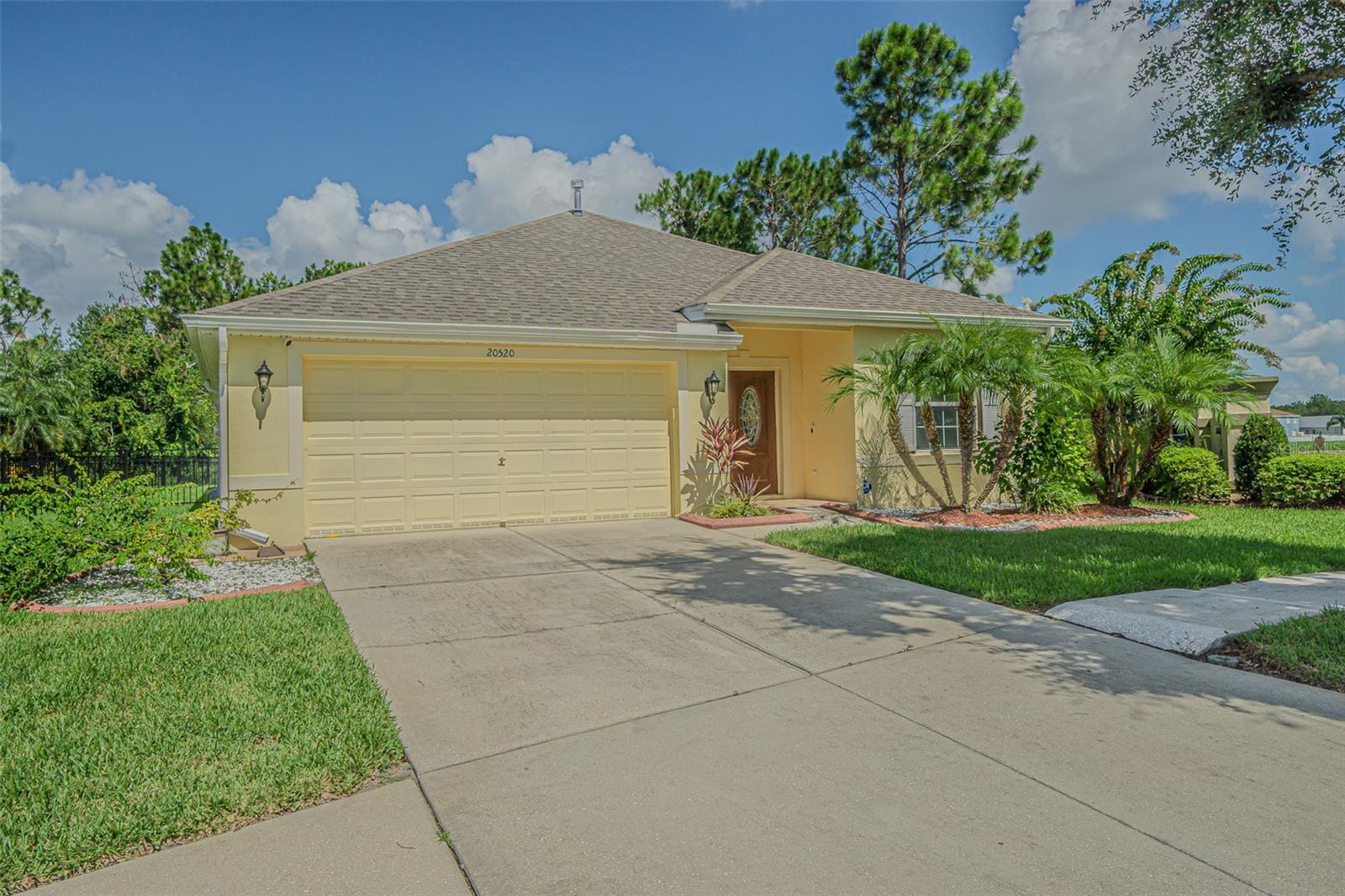 Photo of 20520 SULTANA COURT TAMPA FL 33647