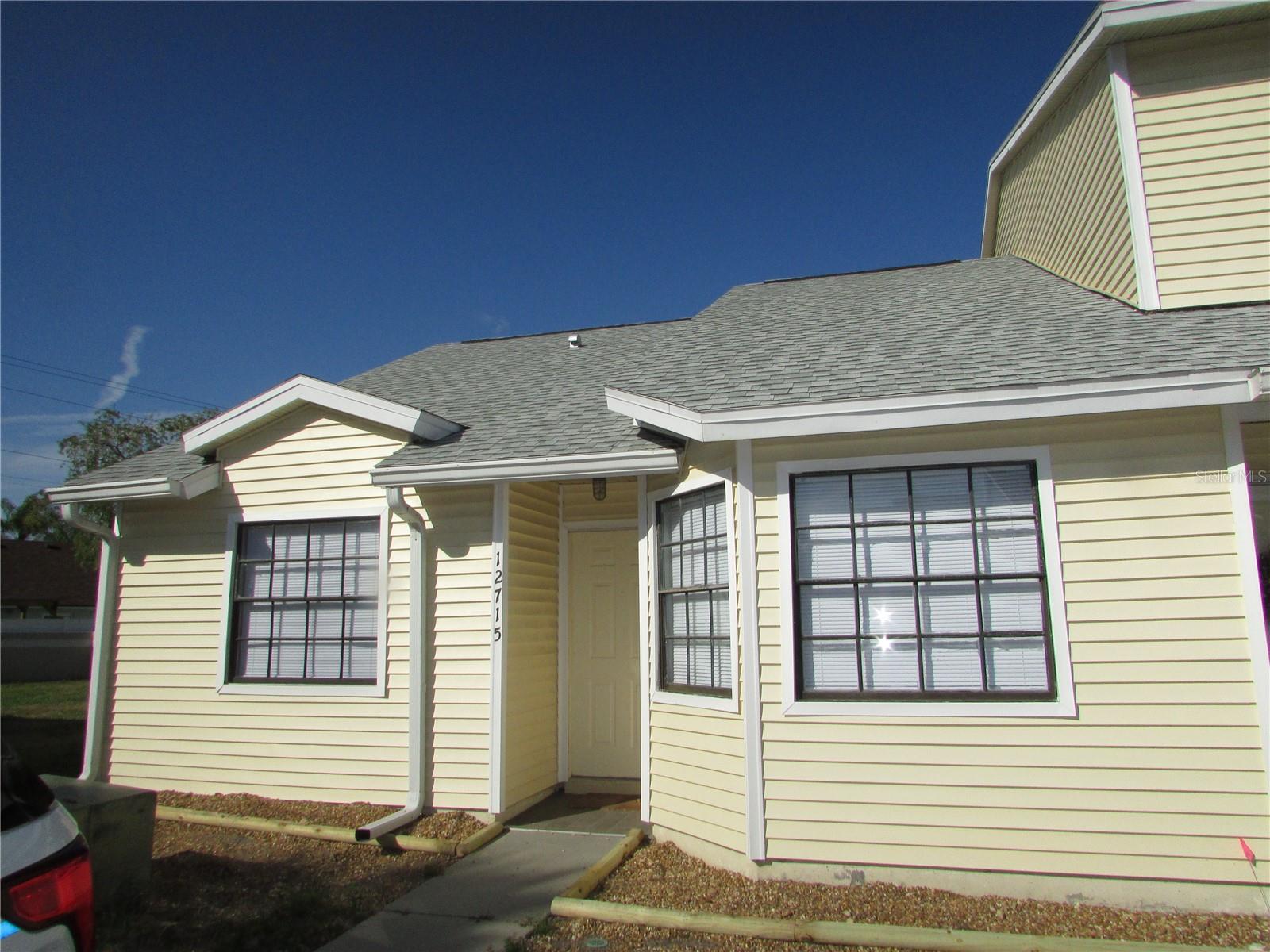 Photo of 12715 RAEBURN WAY TAMPA FL 33624