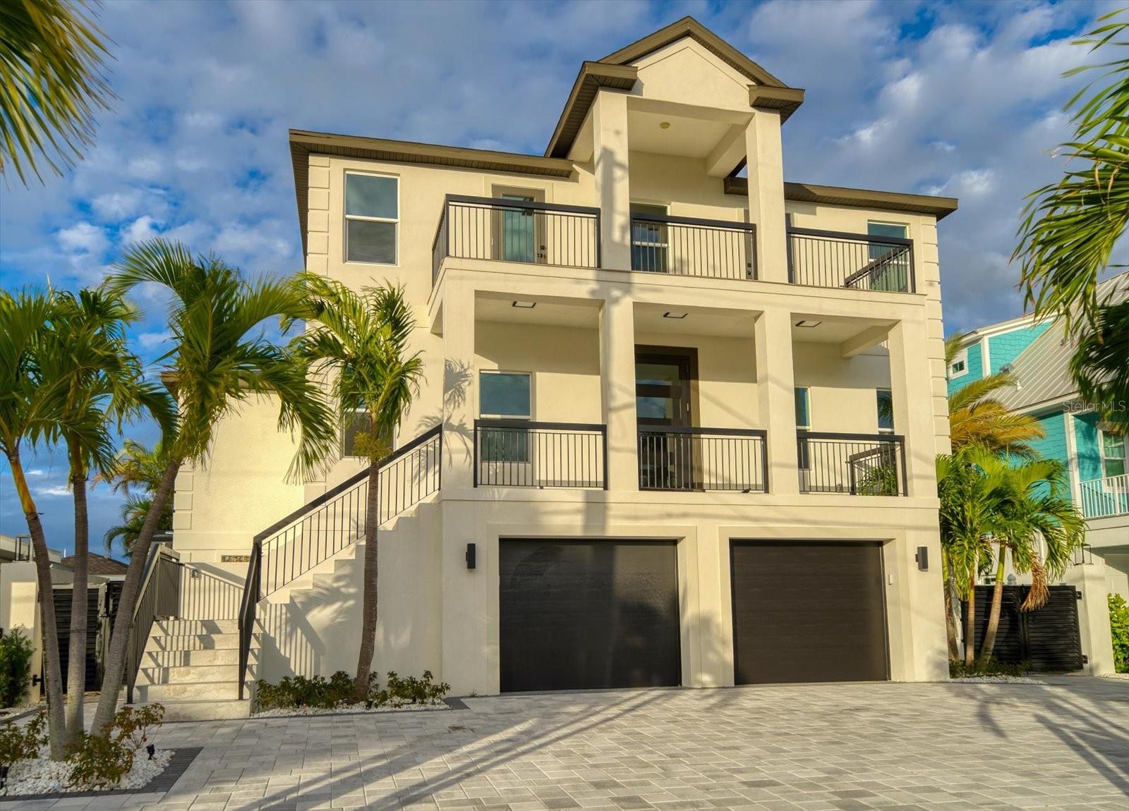 Photo of 116 DEVON DRIVE CLEARWATER BEACH FL 33767