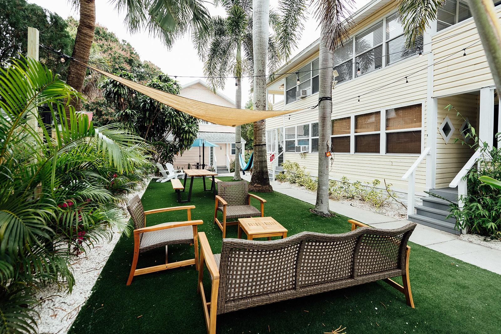 Photo of 809 10TH AVENUE #7 ST PETERSBURG FL 33701
