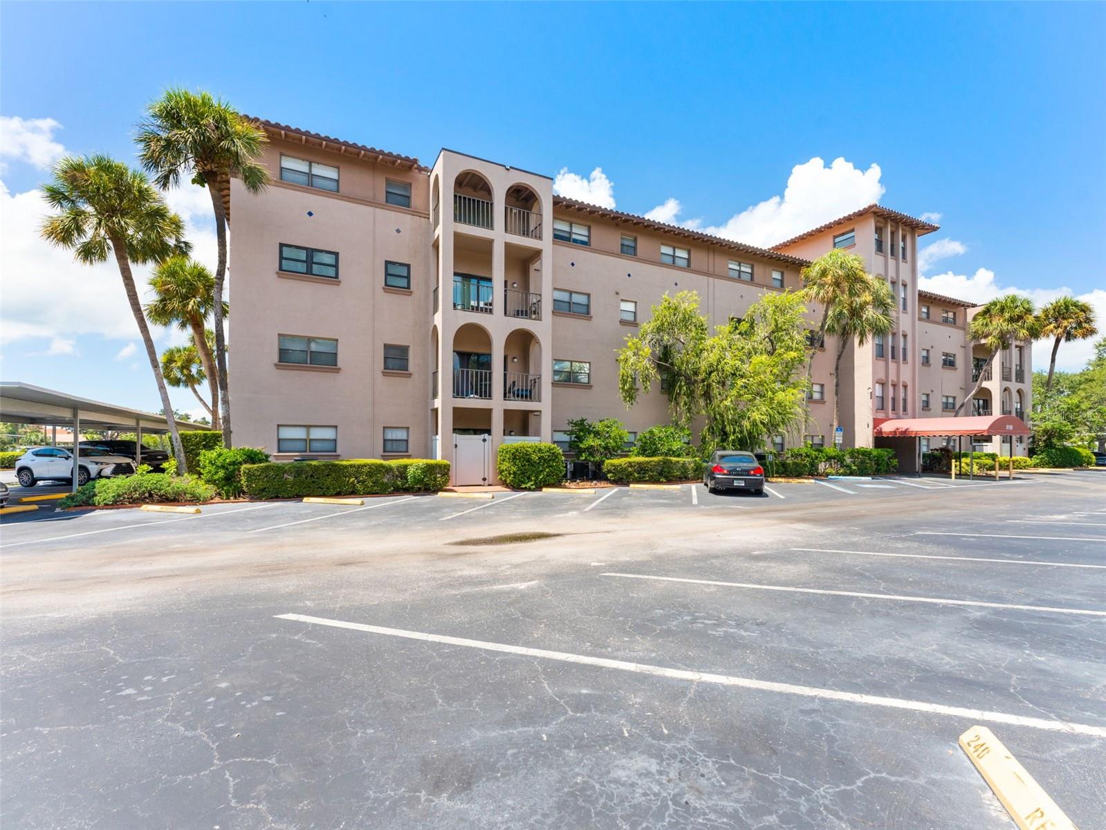 Photo of 6150 GULFPORT BLVD #404 GULFPORT FL 33707