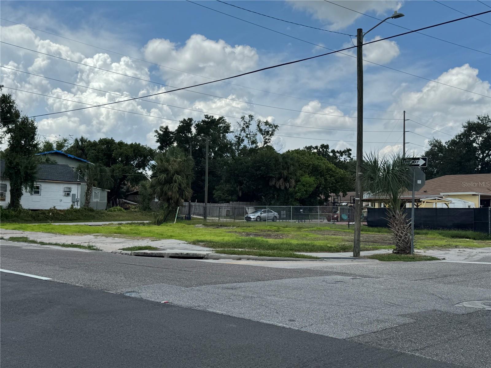 Photo of 2804 E COLUMBUS DRIVE TAMPA FL 33605