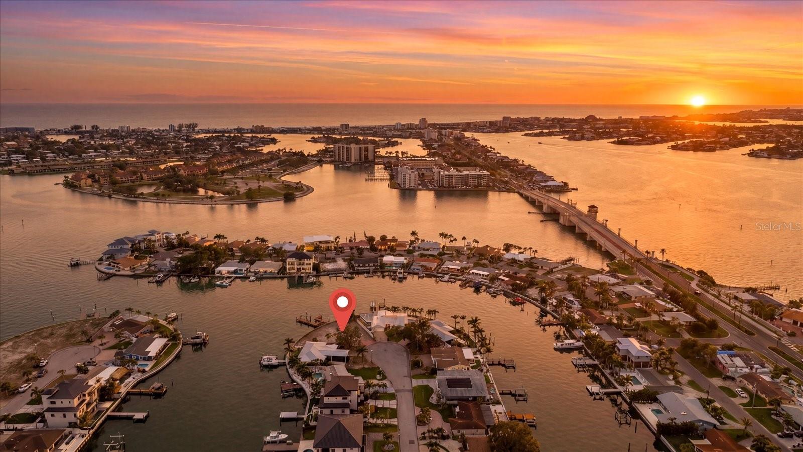 Photo of 7998 1ST AVENUE ST PETERSBURG FL 33707