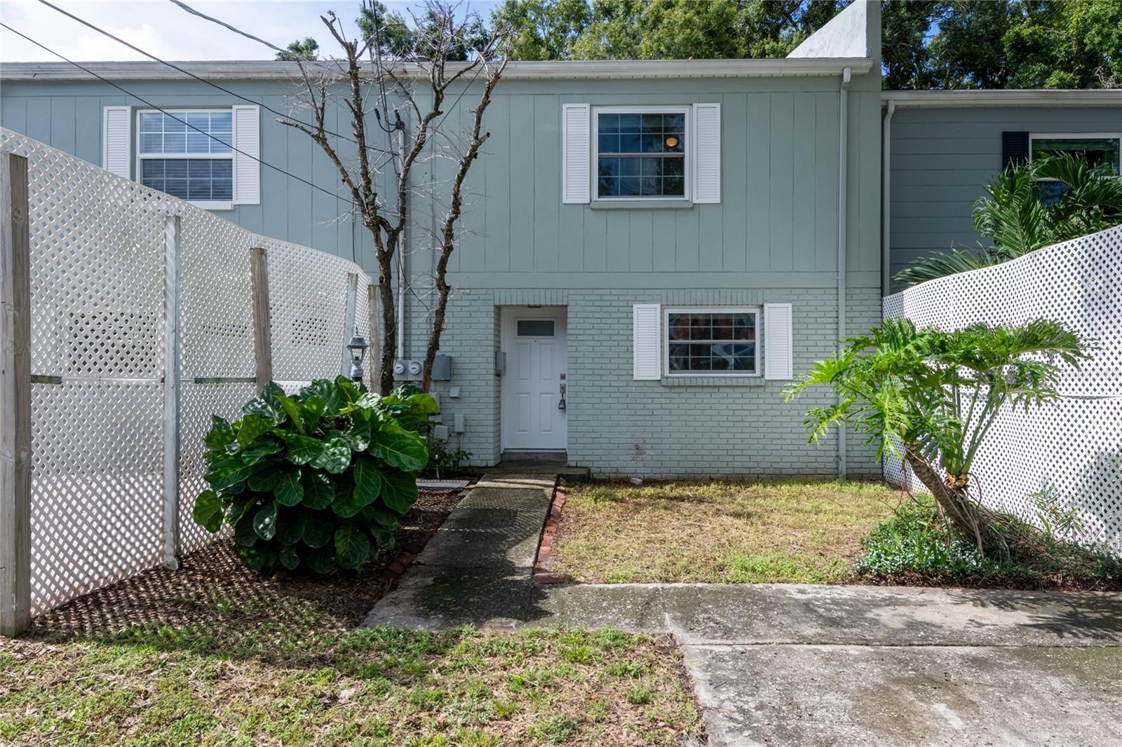 Photo of 3202 W DE LEON STREET #B TAMPA FL 33609