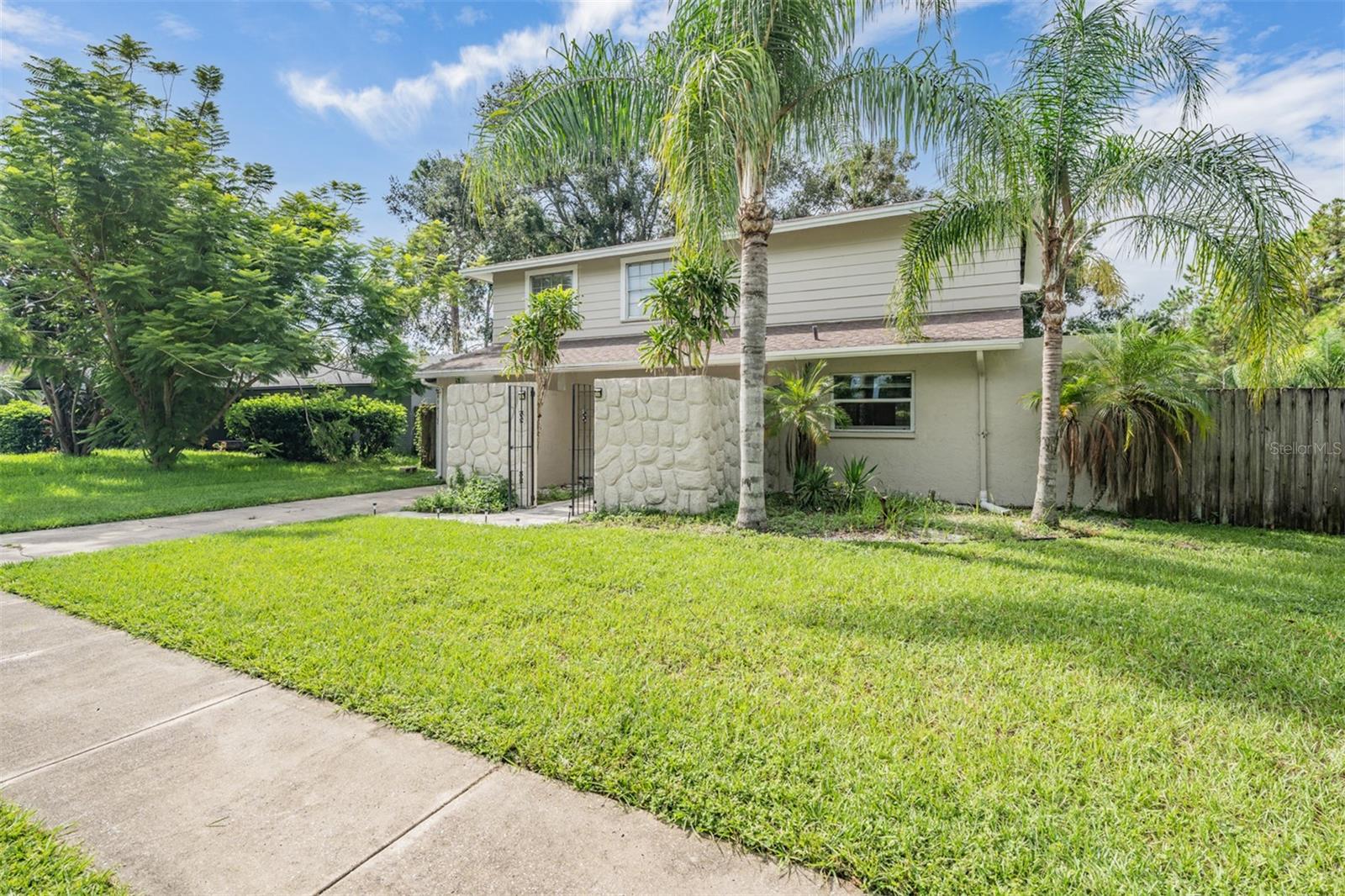 Photo of 5218 HEADLAND HILLS AVENUE TAMPA FL 33625