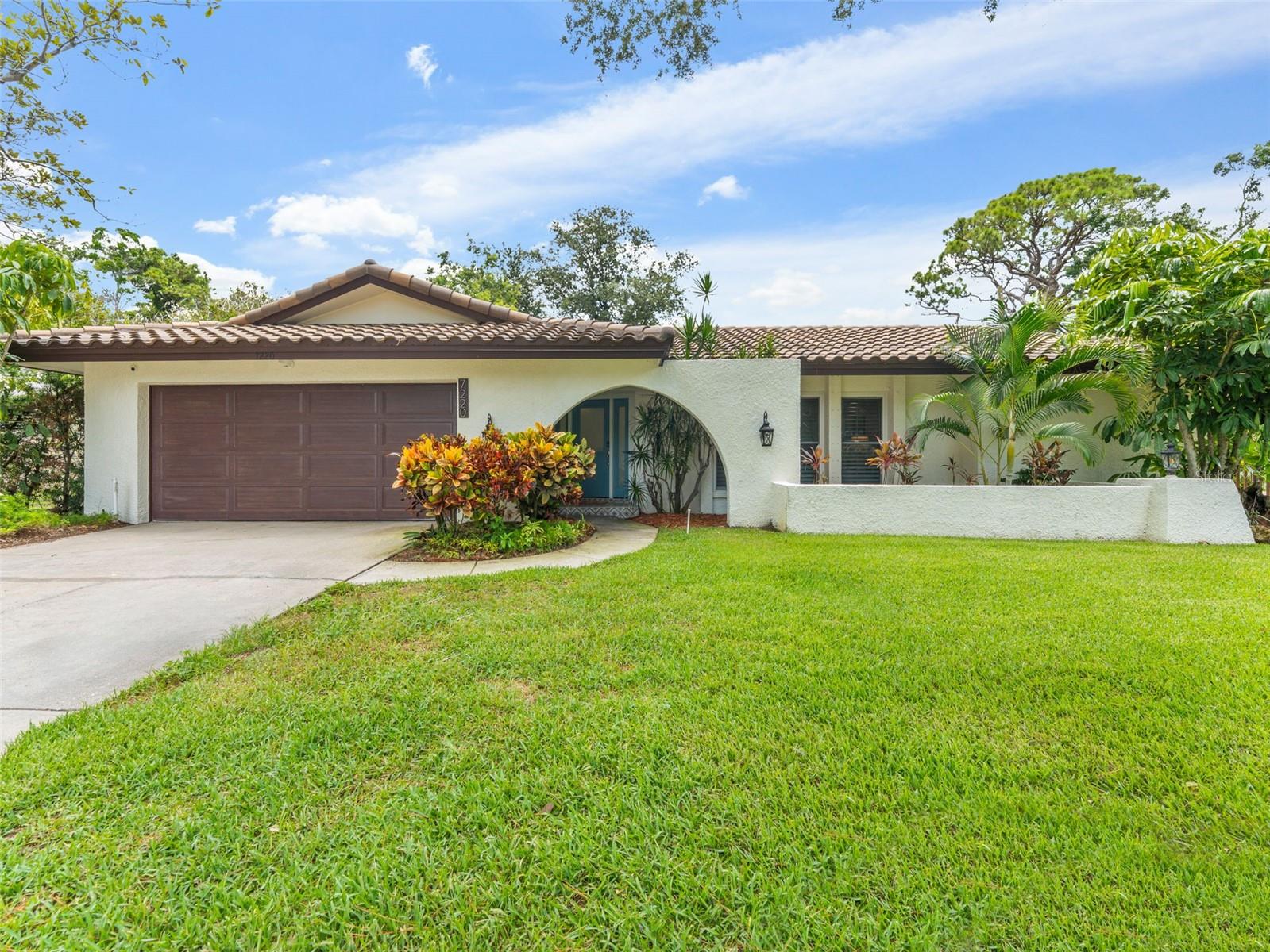 Photo of 7220 SUNSHINE DRIVE ST PETERSBURG FL 33705