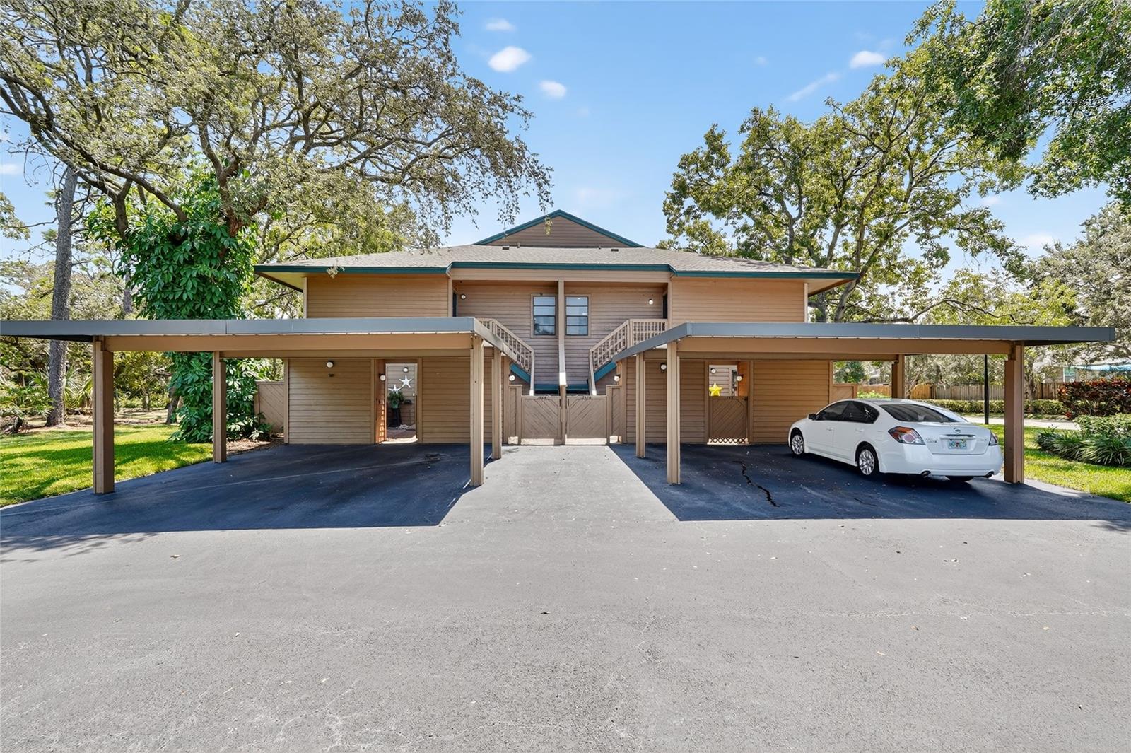 Photo of 1306 LENNOX ROAD #1306 PALM HARBOR FL 34683