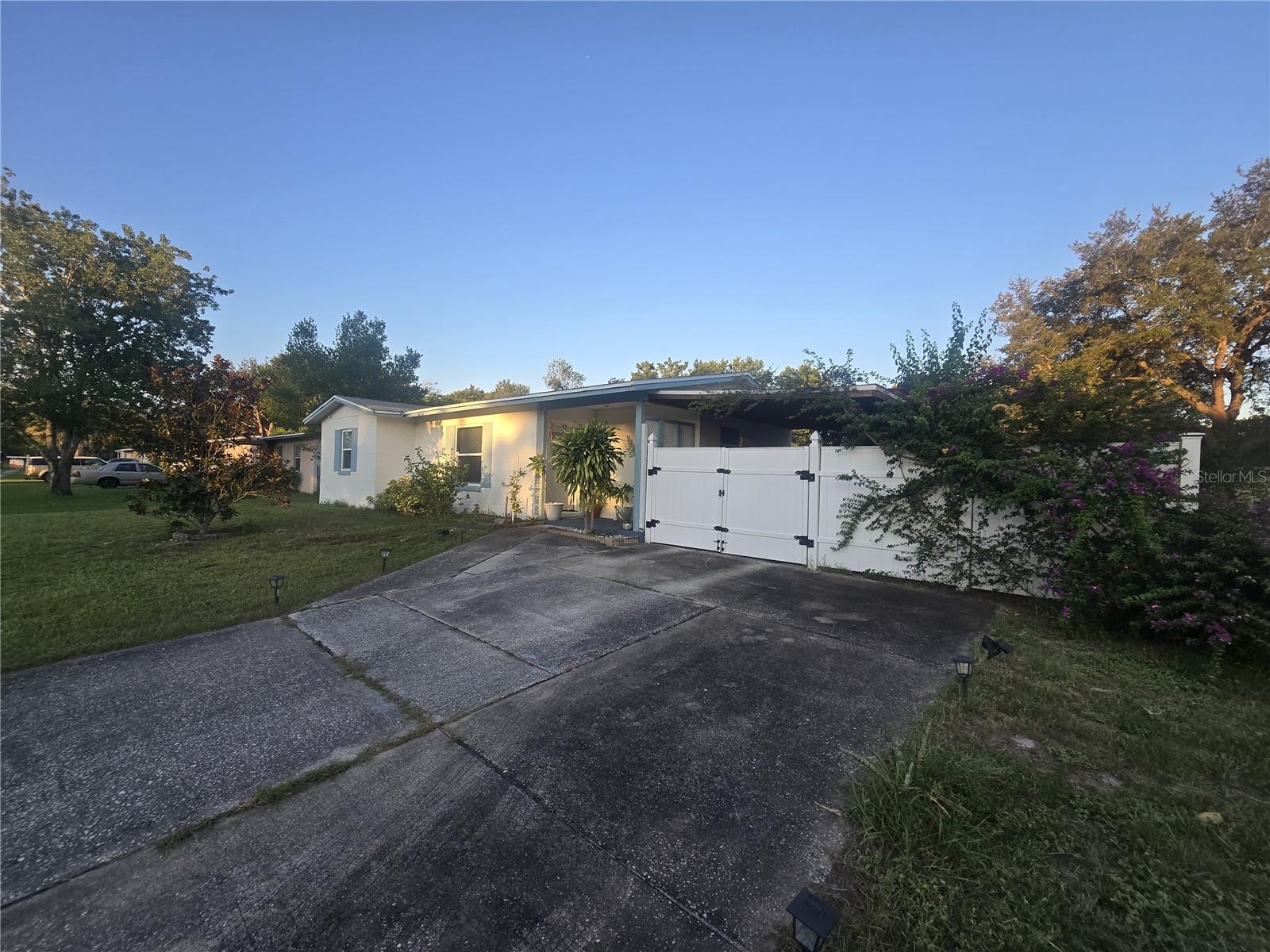 Photo of 2417 ADAMS AVENUE DELTONA FL 32738