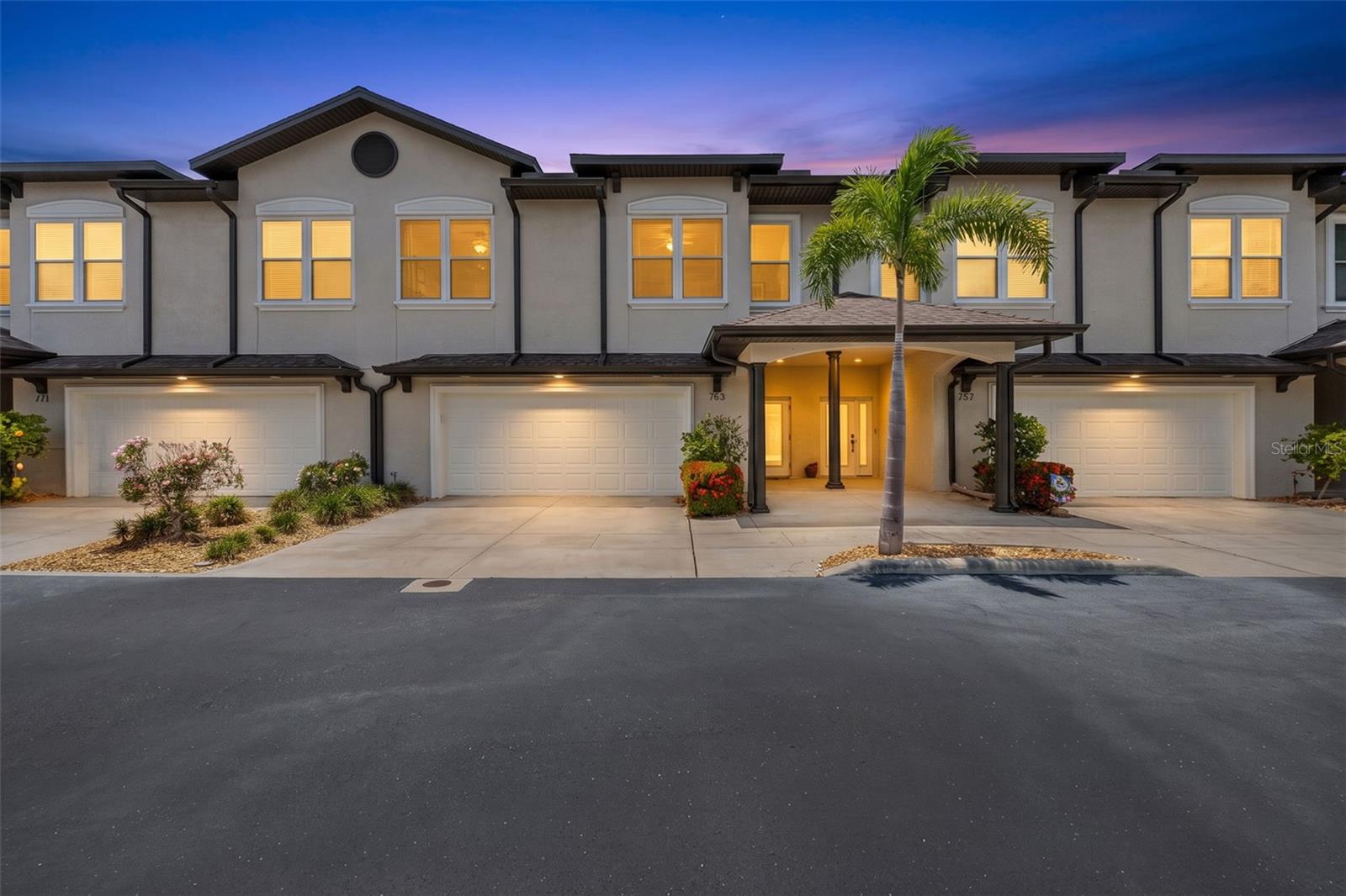 Photo of 763 DATE PALM LANE ST PETERSBURG FL 33707