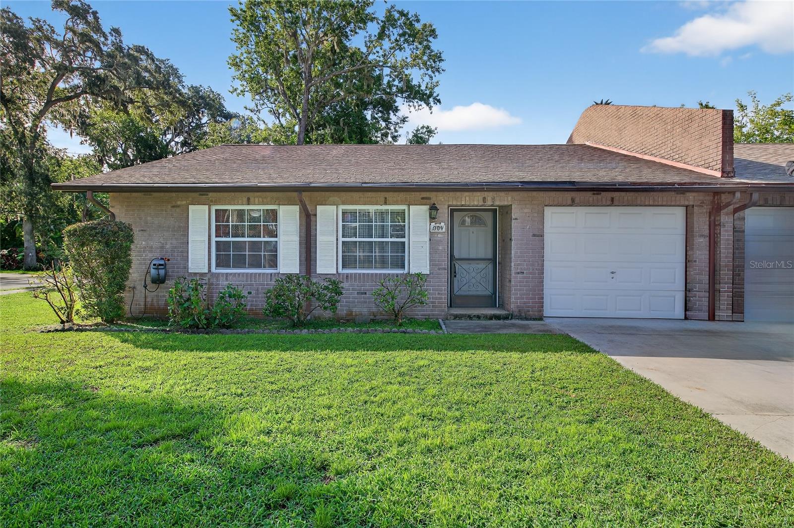 Photo of 901 KINGSPORT COURT HOLLY HILL FL 32117