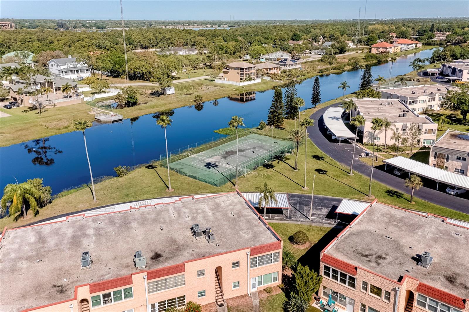 Photo of 206 DOGWOOD CIRCLE SEMINOLE FL 33777