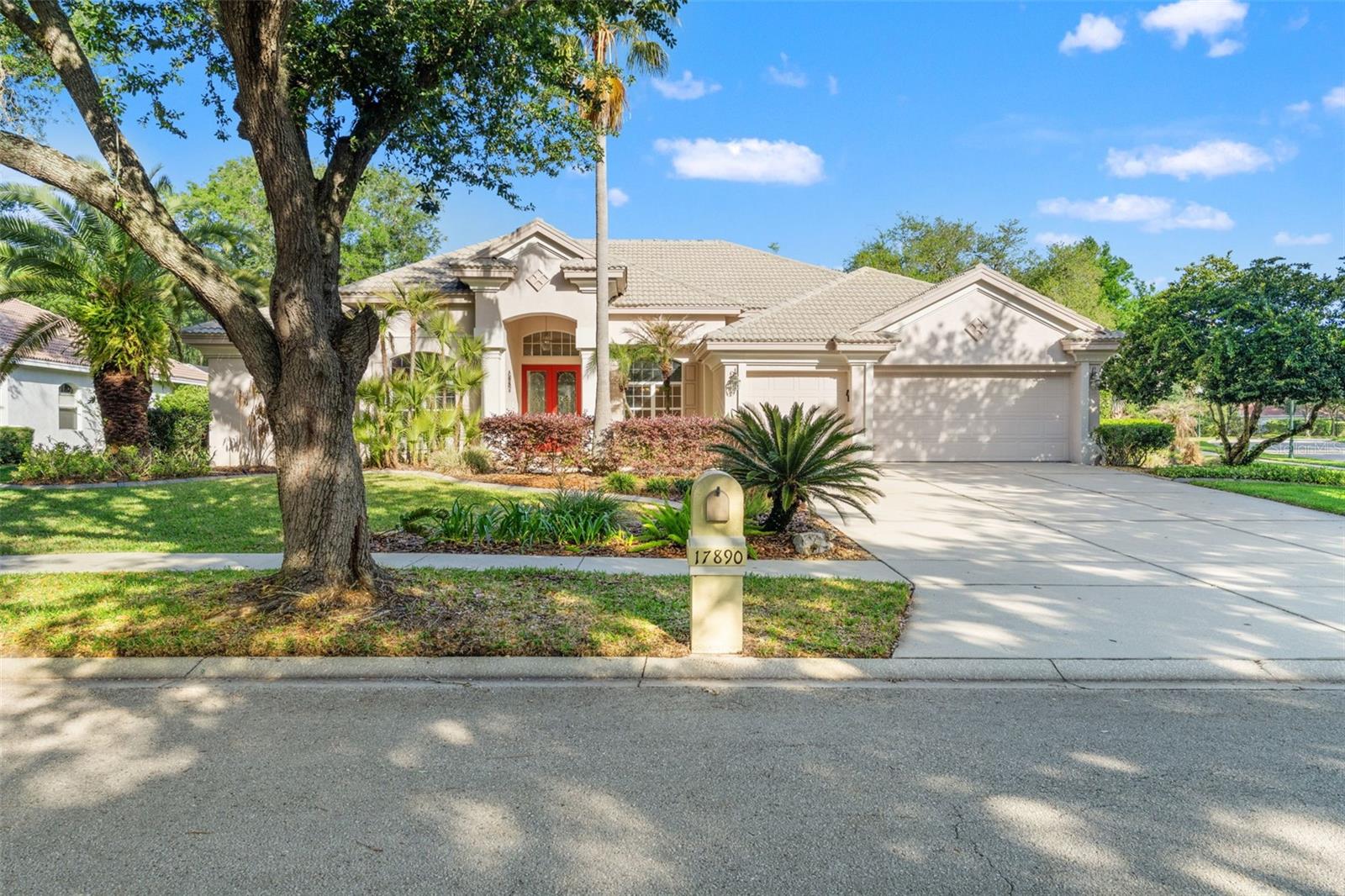 Photo of 17890 ARBOR GREENE DRIVE TAMPA FL 33647