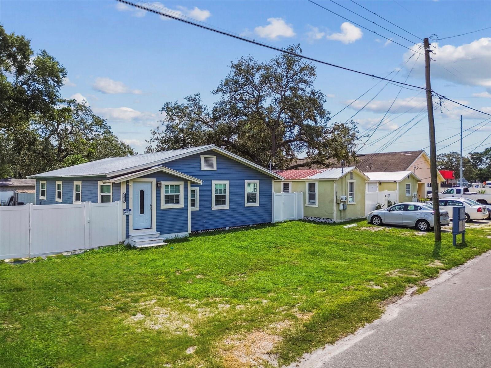 Photo of 8413 N HAMNER AVENUE TAMPA FL 33604