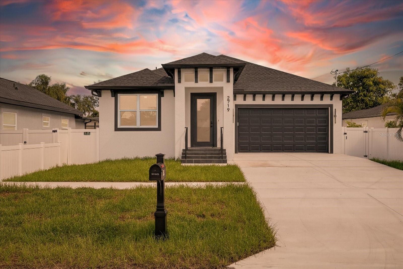 Photo of 2719 W SAINT JOHN STREET TAMPA FL 33607