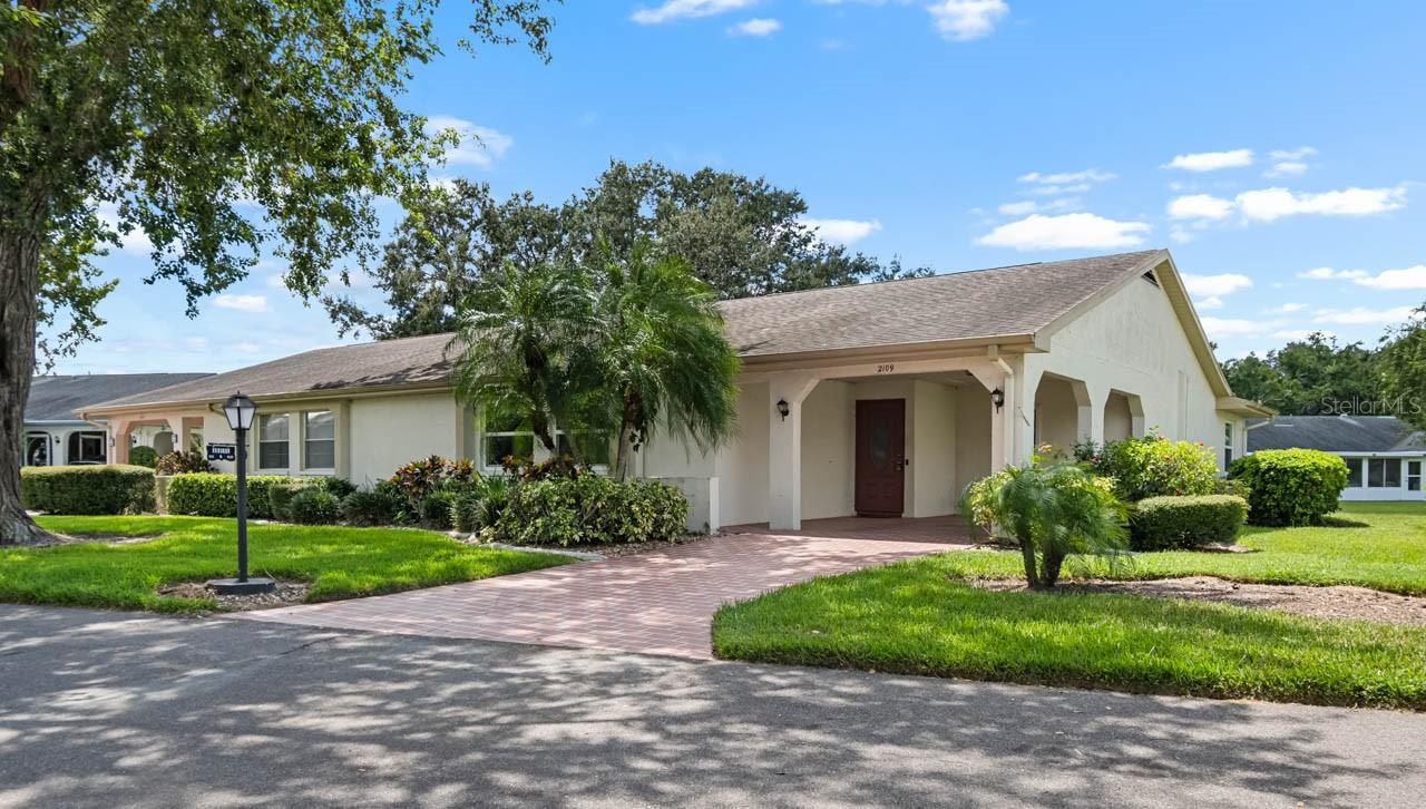Photo of 2109 HARLESTON PLACE #2109 SUN CITY CENTER FL 33573