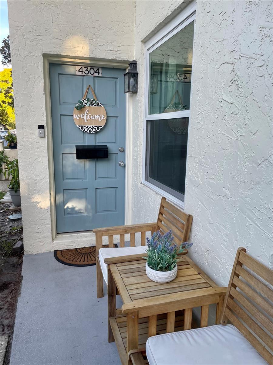 Photo of 4304 LA RIVIERA COURT TAMPA FL 33611