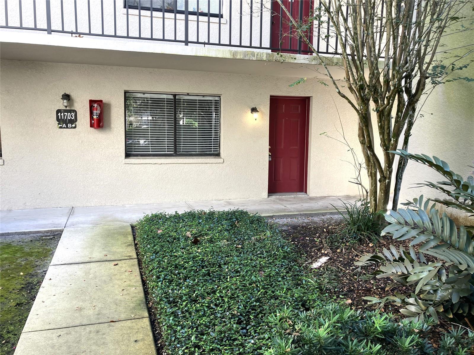 Photo of 11703 RAINTREE VILLAGE BOULEVARD #B TEMPLE TERRACE FL 33617