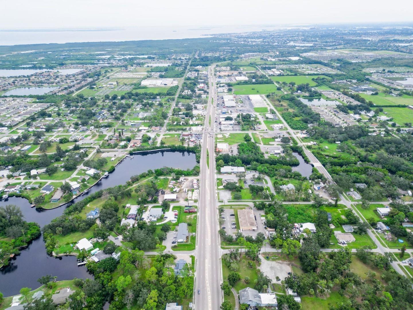 Photo of 301 N US HIGHWAY 41 RUSKIN FL 33570