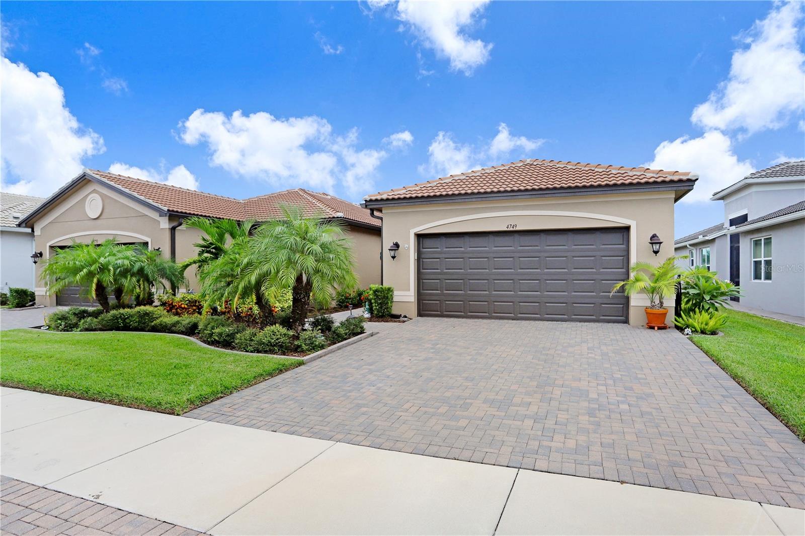 Photo of 4749 AVILA LAKES DRIVE WIMAUMA FL 33598