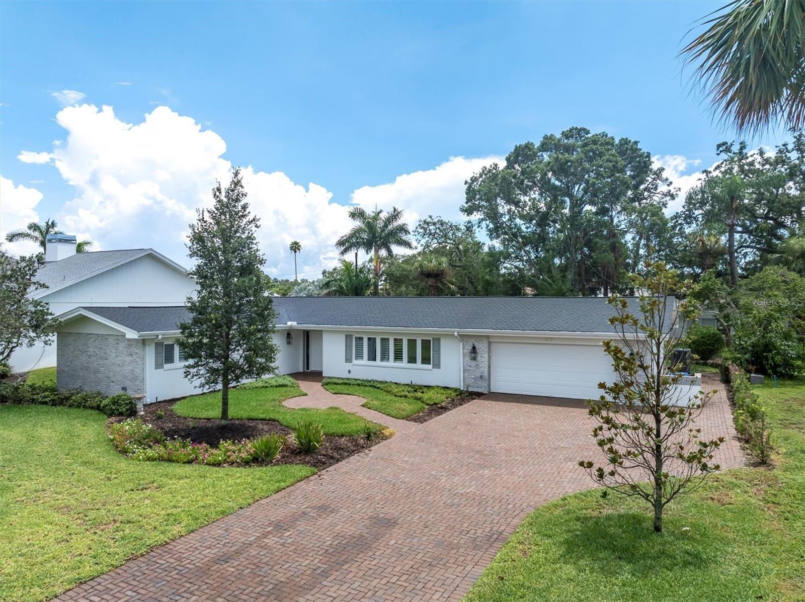 Photo of 319 RAFAEL BOULEVARD ST PETERSBURG FL 33704