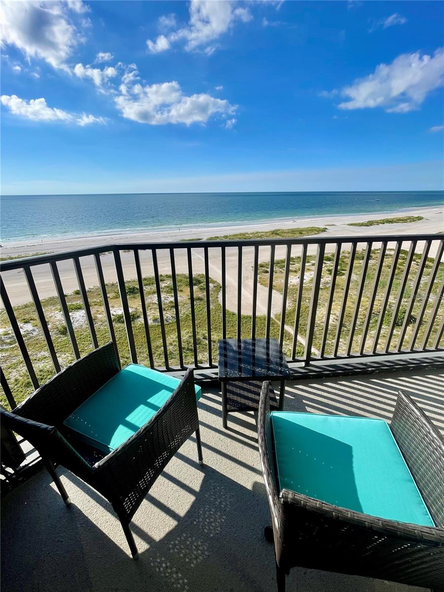 Photo of 1290 GULF BOULEVARD #1003 CLEARWATER BEACH FL 33767