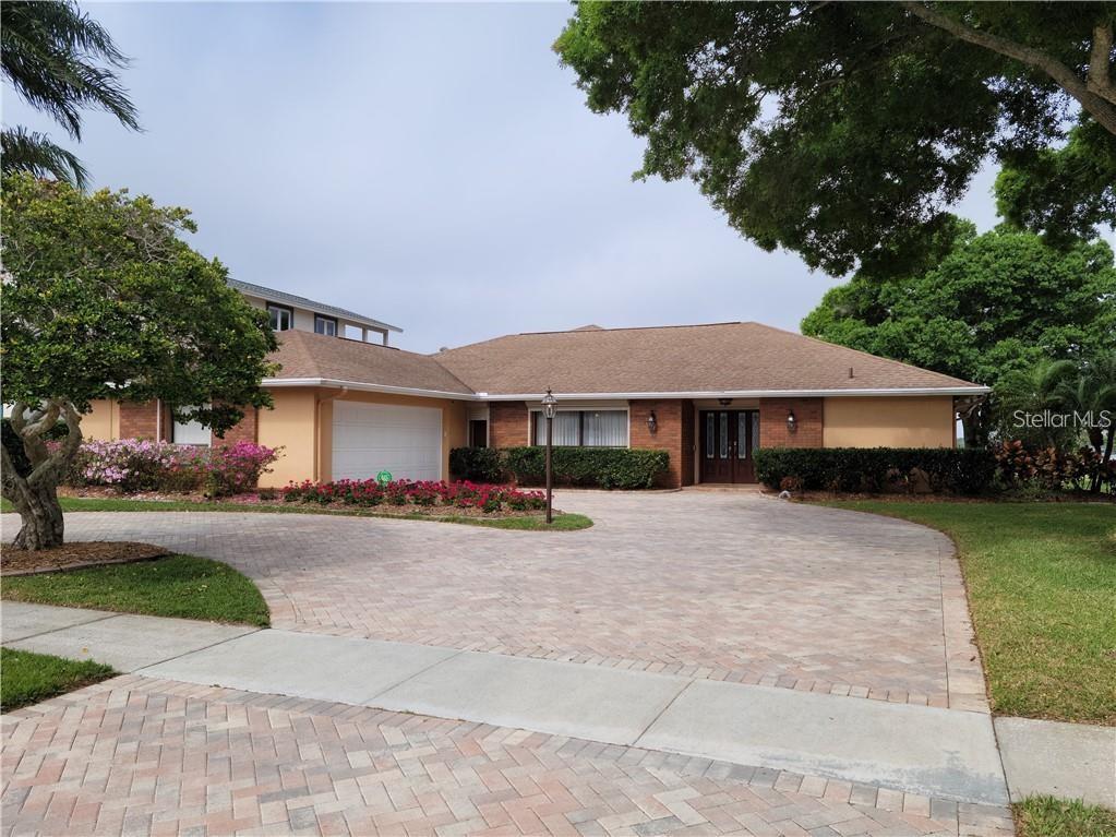 Photo of 11314 HARBORSIDE DRIVE LARGO FL 33773