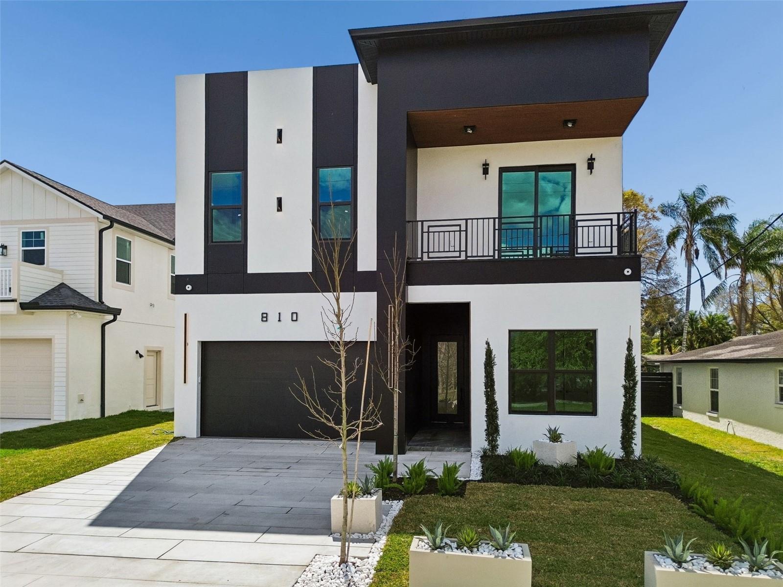 Photo of 810 W BRADDOCK STREET TAMPA FL 33603