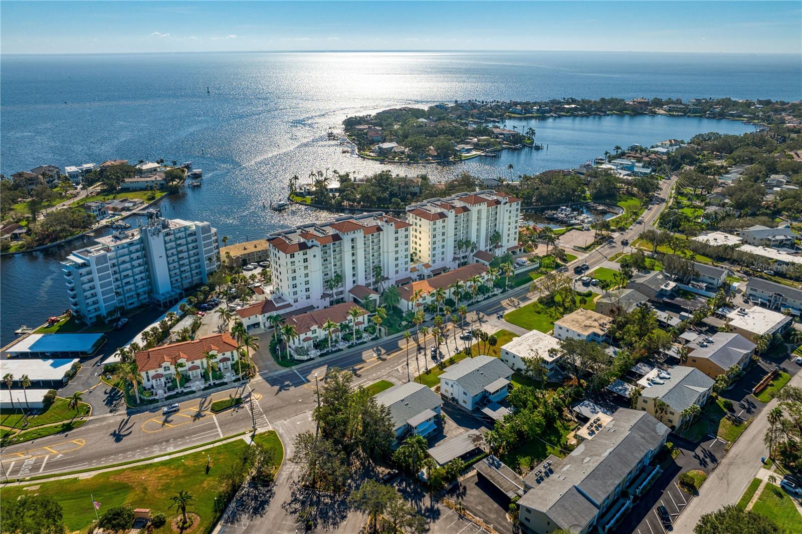 Photo of 1325 SNELL ISLE BOULEVARD #711 ST PETERSBURG FL 33704