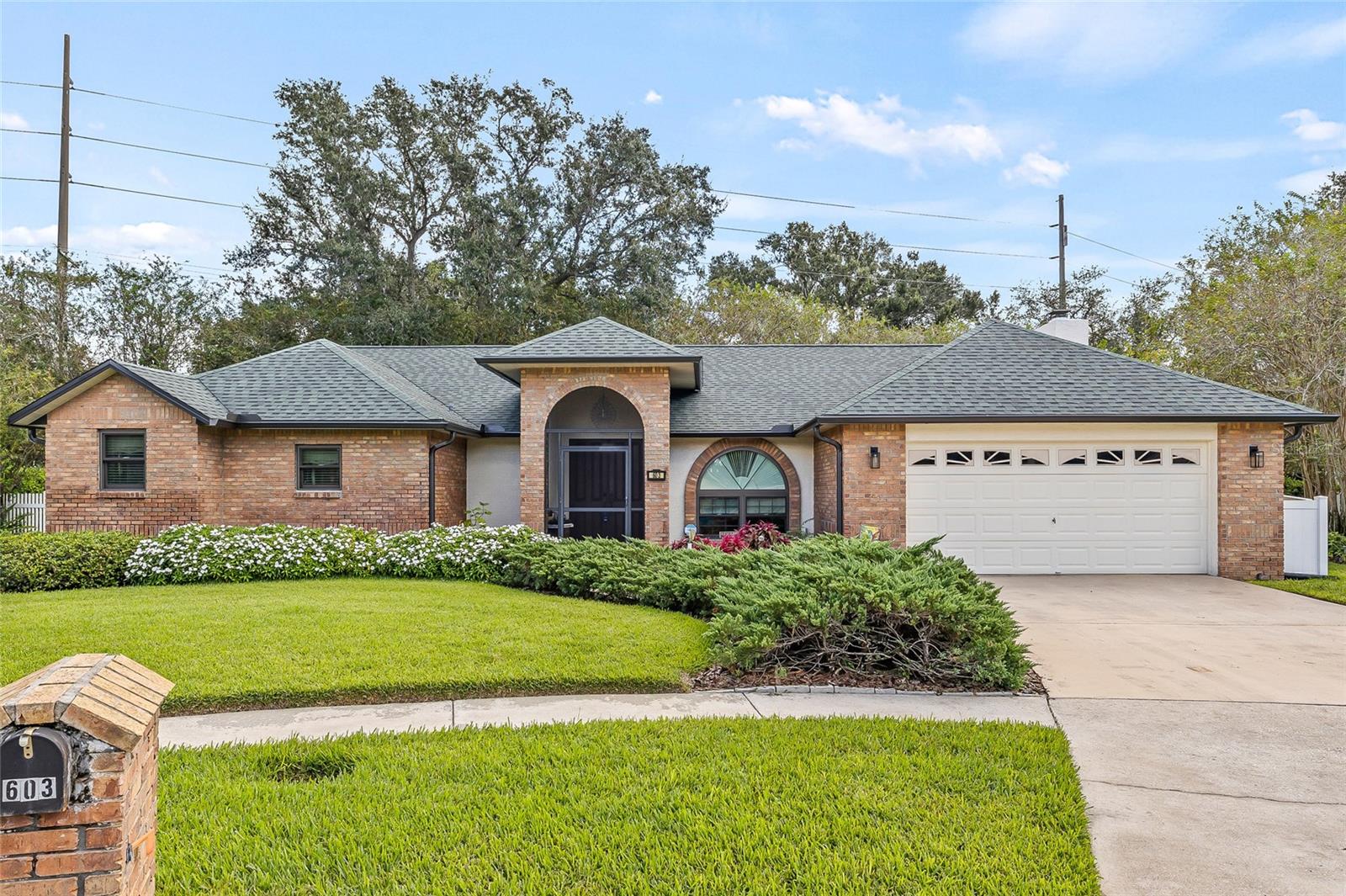Photo of 603 COTTAGE GROVE CIRCLE VALRICO FL 33594