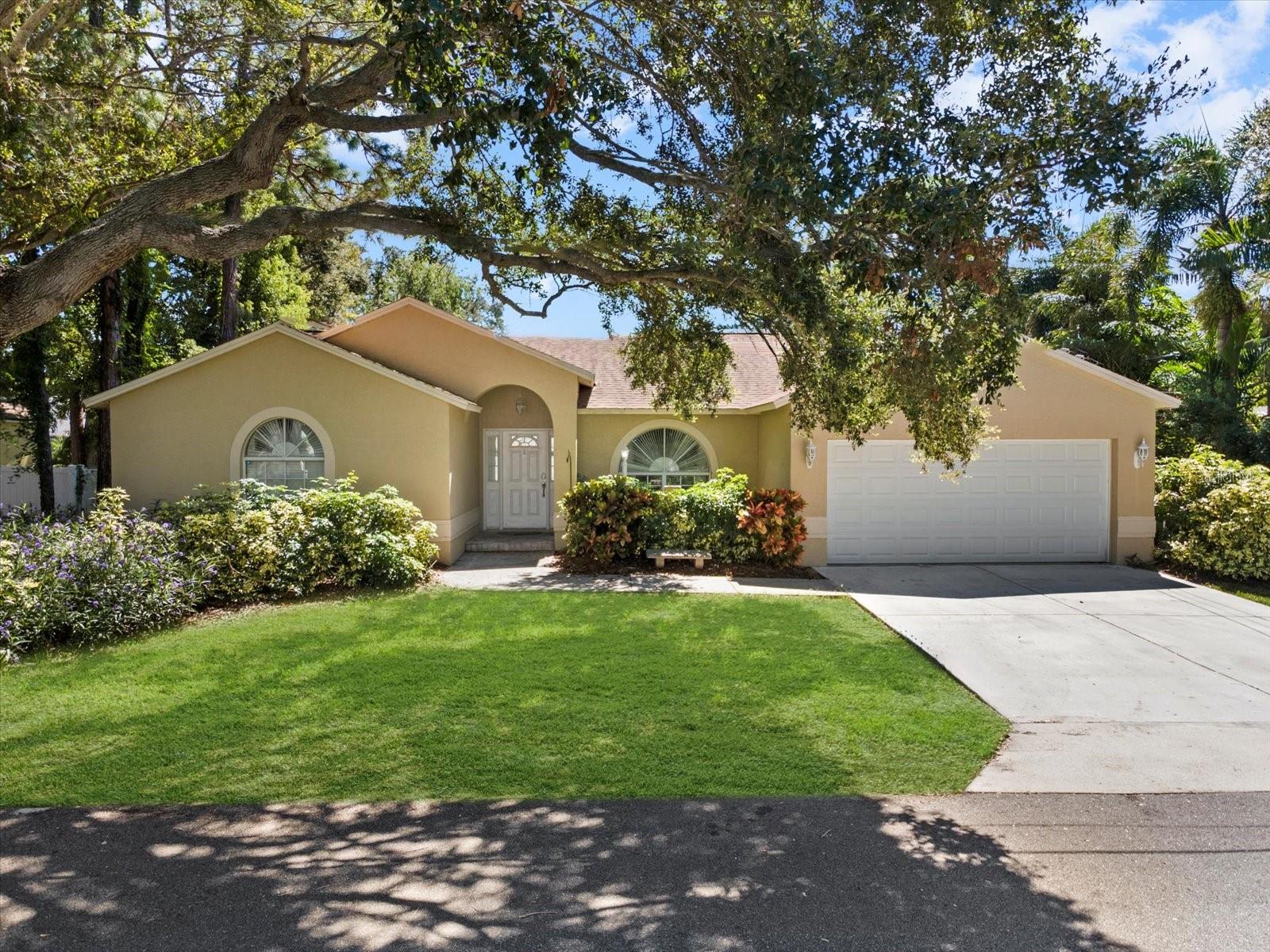 Photo of 13734 76TH AVENUE SEMINOLE FL 33776