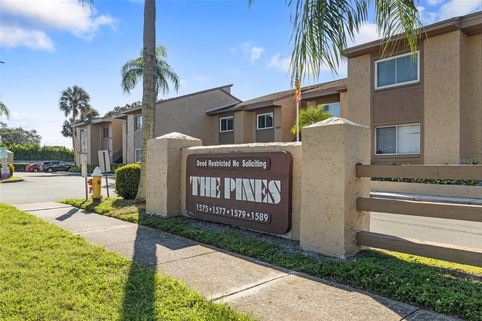 Photo of 1575 GREENLEA DRIVE #6 CLEARWATER FL 33755