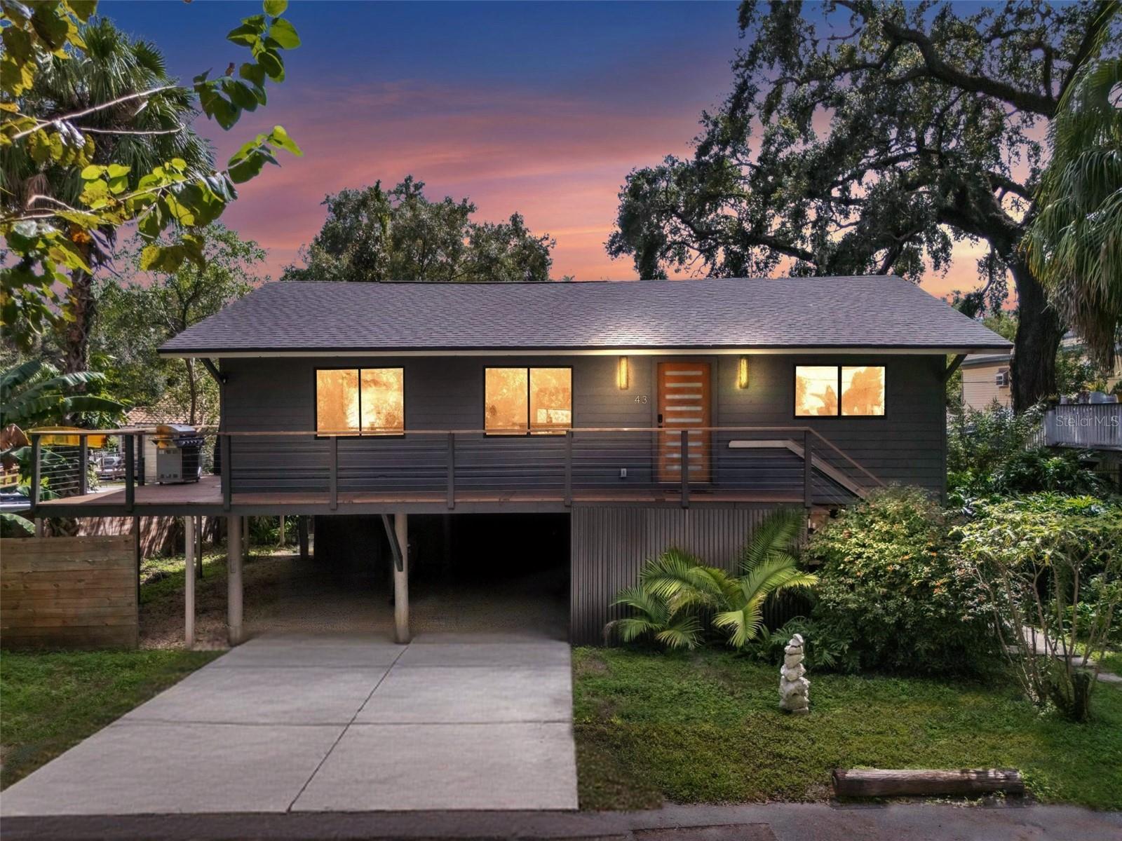 Photo of 43 HAMILTON HEATH DRIVE TAMPA FL 33604