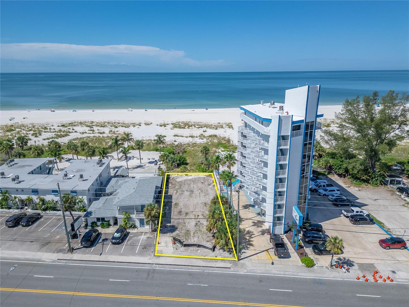 Photo of 10178 GULF BOULEVARD TREASURE ISLAND FL 33706