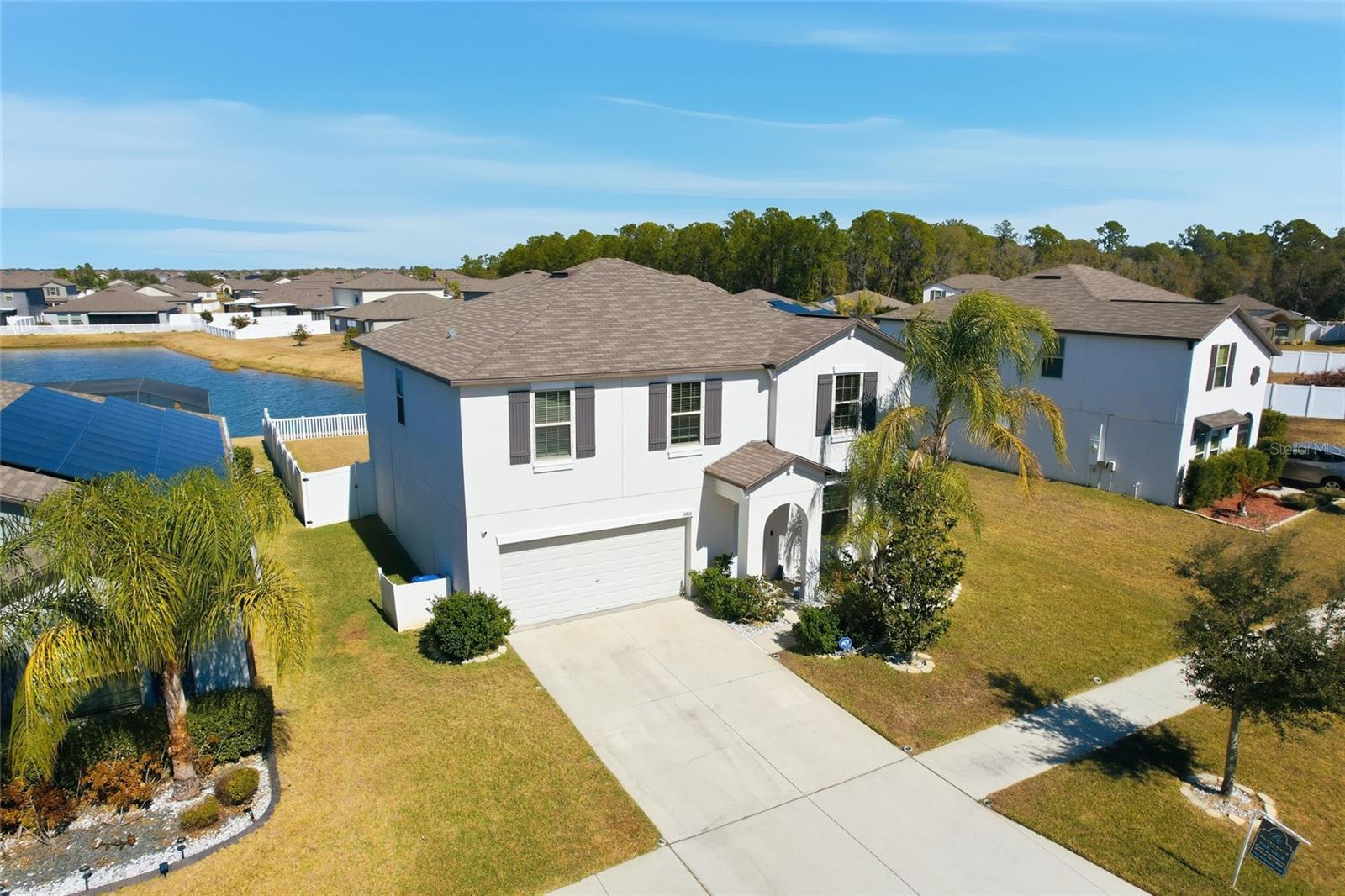 Photo of 11916 WILD DAFFODIL COURT RIVERVIEW FL 33579