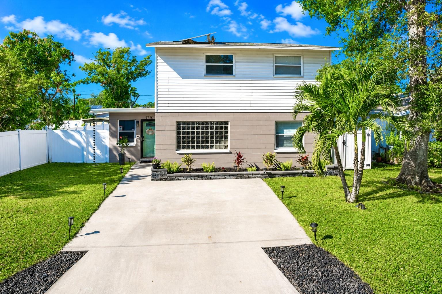 Photo of 4220 19 STREET ST PETERSBURG FL 33714