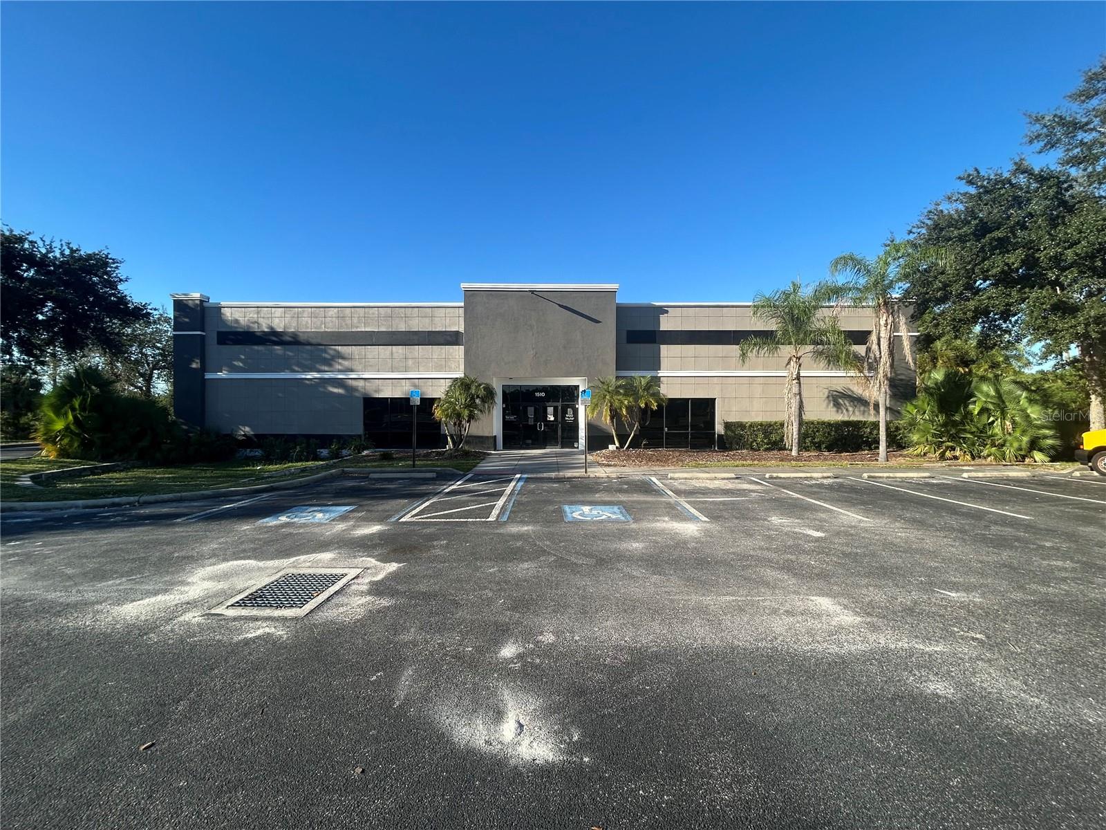 Photo of 1510 E COLLEGE AVENUE RUSKIN FL 33570