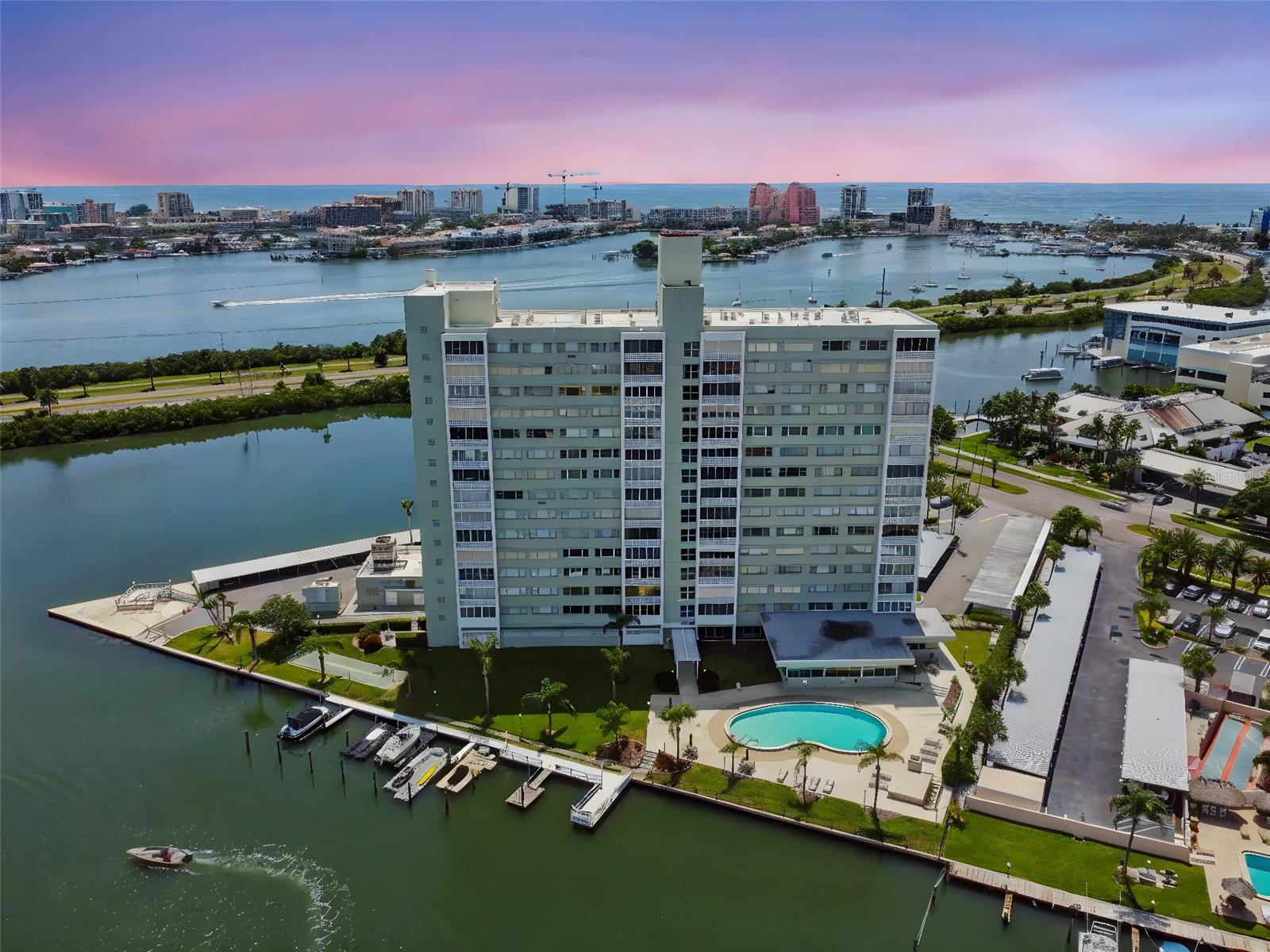 Photo of 31 ISLAND WAY #609 CLEARWATER BEACH FL 33767