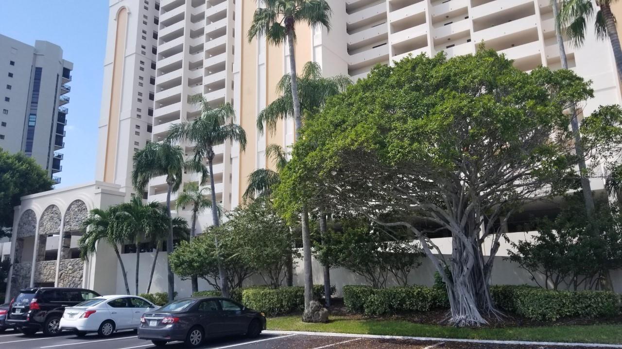 Photo of 1270 GULF BOULEVARD #302 CLEARWATER BEACH FL 33767