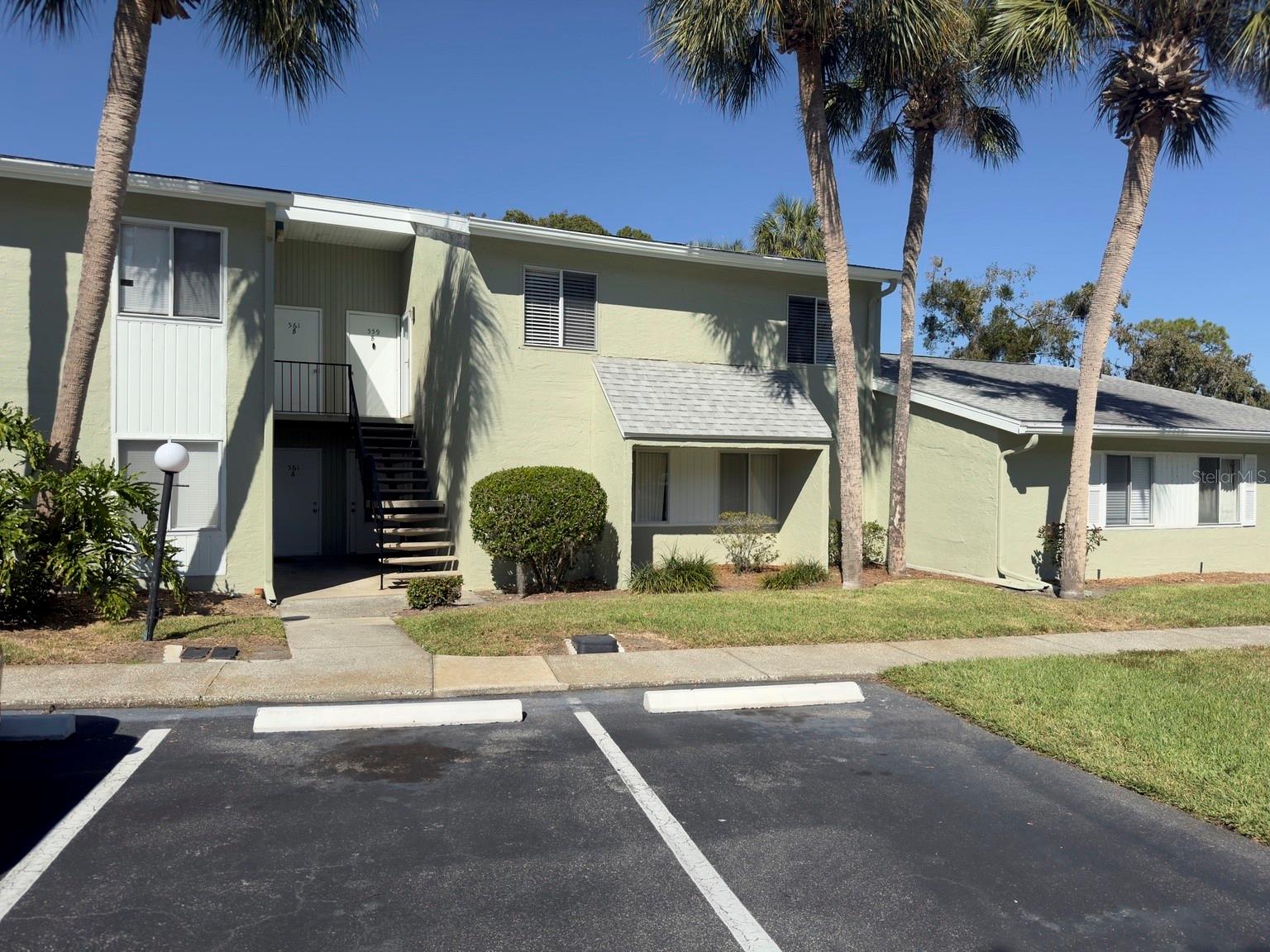 Photo of 559 B FAIRWAYS CIRCLE OCALA FL 34472