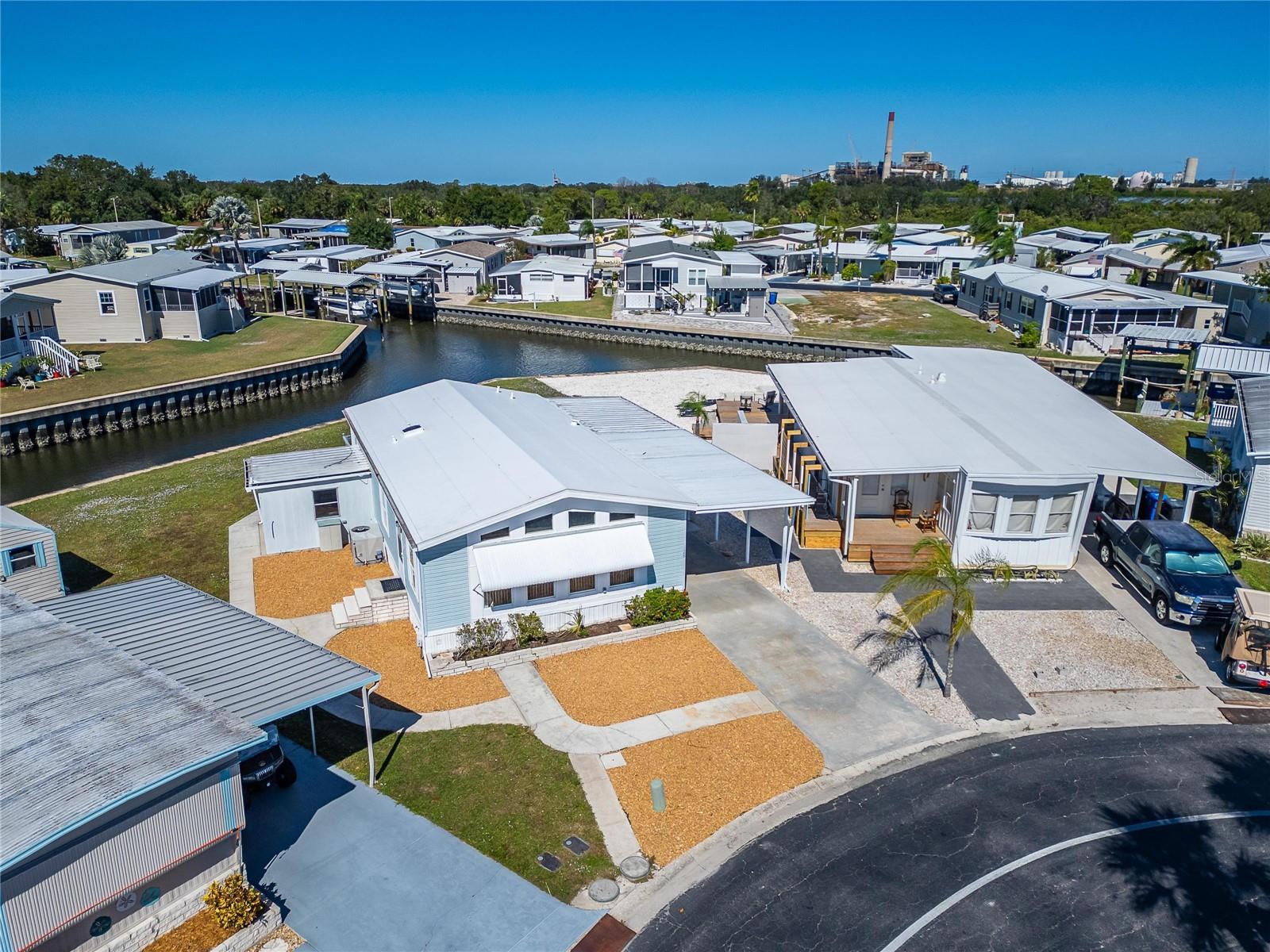 Photo of 126 W SAINT JOHNS WAY APOLLO BEACH FL 33572
