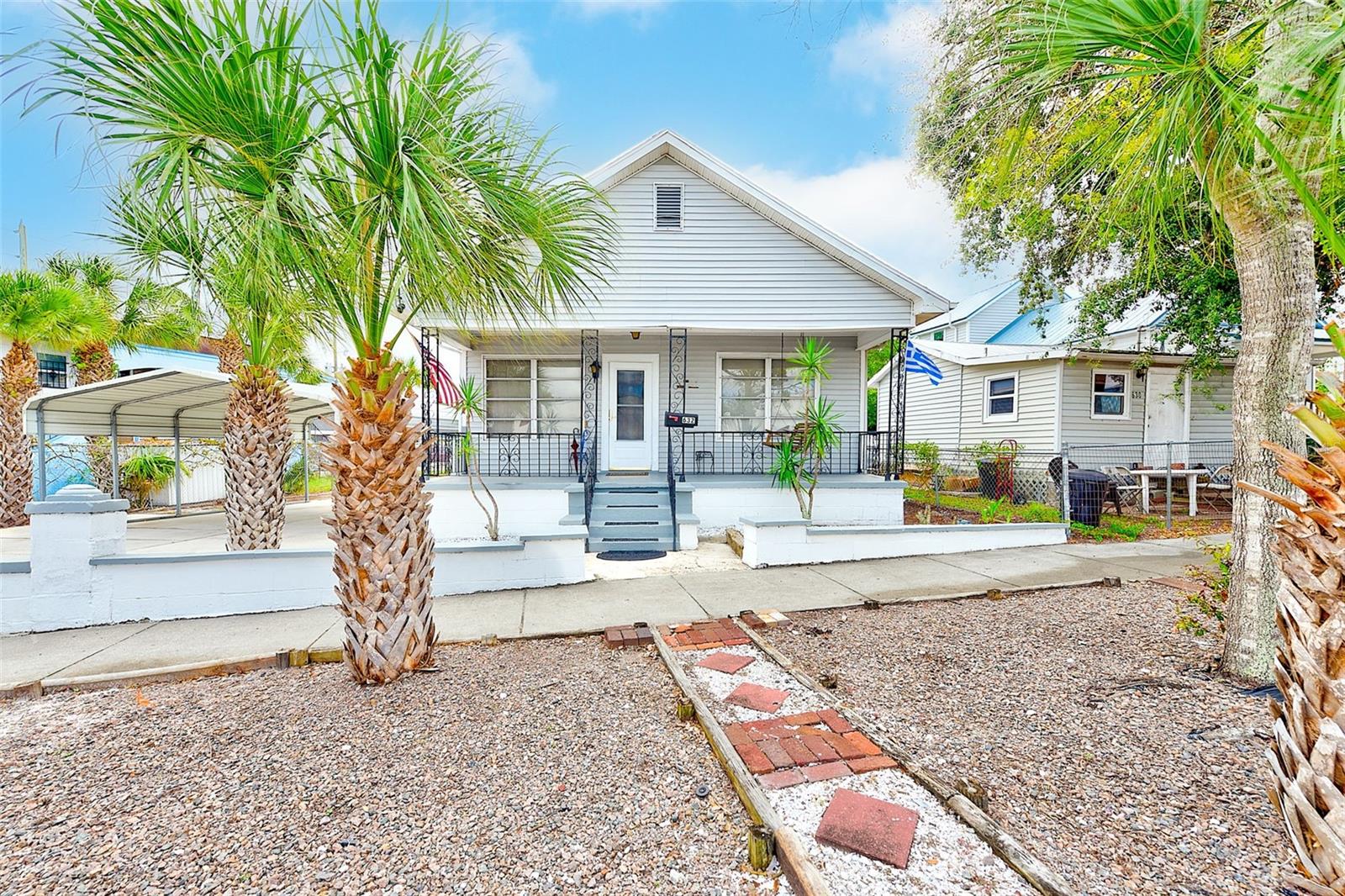 Photo of 632 CROSS STREET TARPON SPRINGS FL 34689