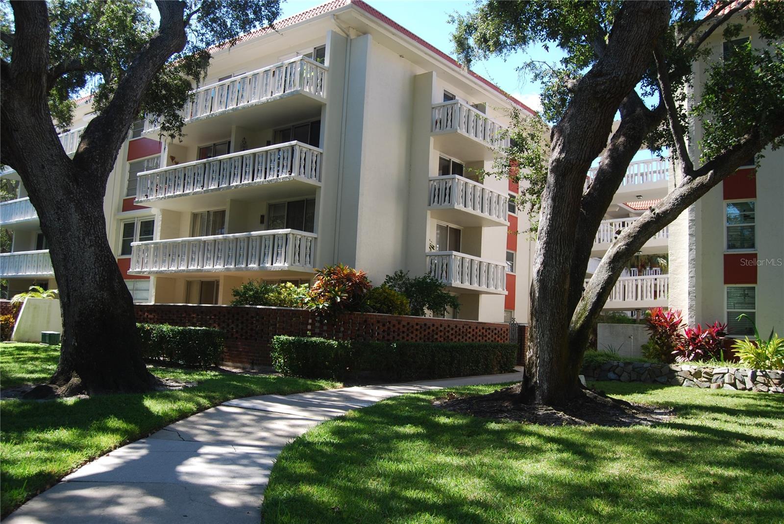 Photo of 2650 PEARCE DRIVE #106 CLEARWATER FL 33764