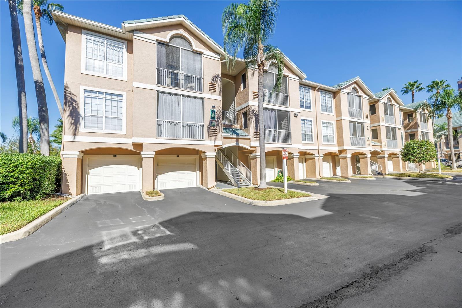 Photo of 4206 BAY CLUB CIRCLE #4206 TAMPA FL 33607